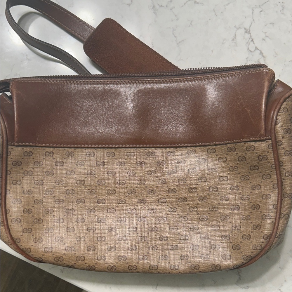 Gucci Tan and Brown Monogram Crossbody Bag - Picture 5 of 9